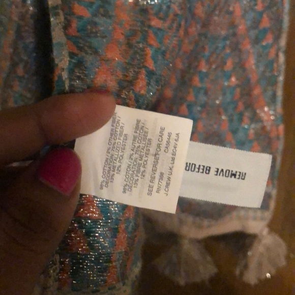 A embroidered J Crew Scarf - Picture 3 of 4